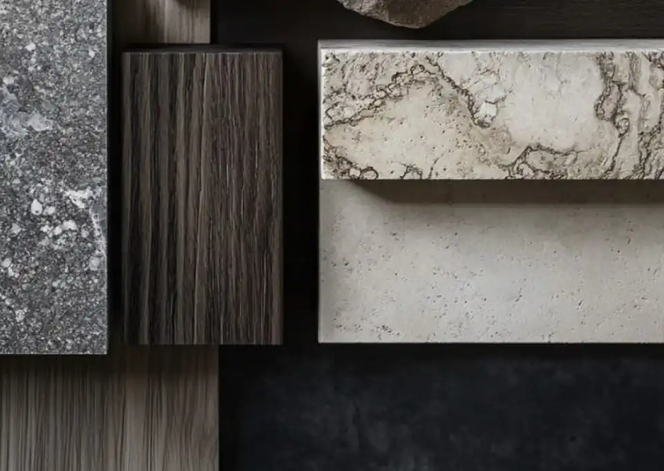 Moodboard trä och sten till kromat badrum Nexus