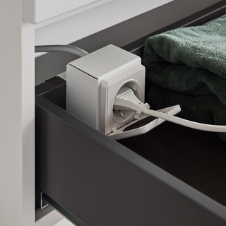 Eluttag För Låda, Med Stickpropp